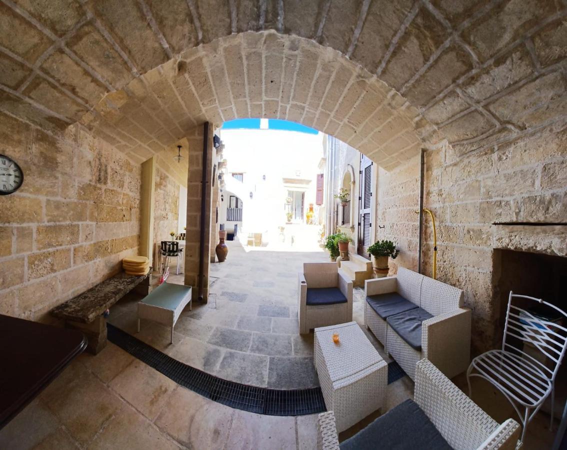 Palazzo Mellacqua Castiglione d'Otranto エクステリア 写真
