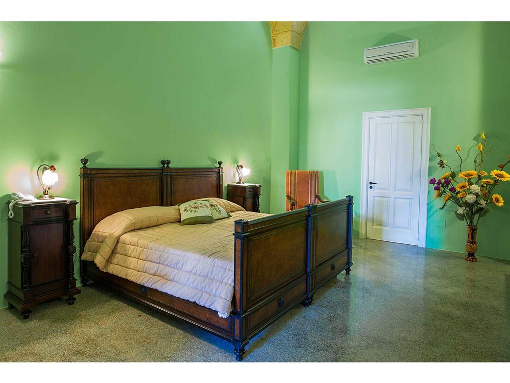 Palazzo Mellacqua Castiglione d'Otranto エクステリア 写真