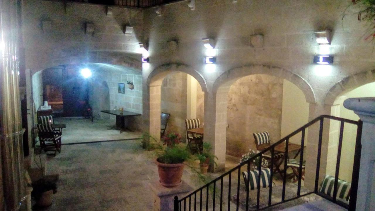 Palazzo Mellacqua Castiglione d'Otranto エクステリア 写真